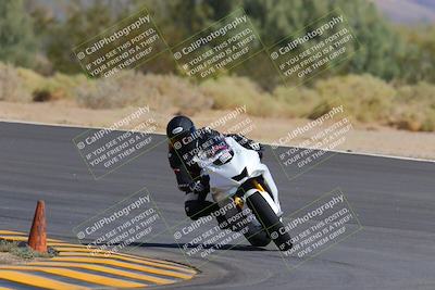 media/Oct-03-2022-Moto Forza (Mon) [[5f077a3730]]/Beginner Group/Session 2 (Turn 10)/